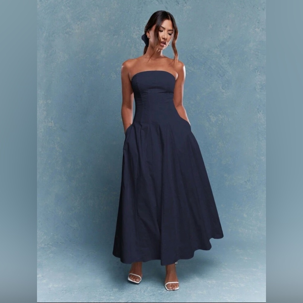Missguided Strapless Navy Dress